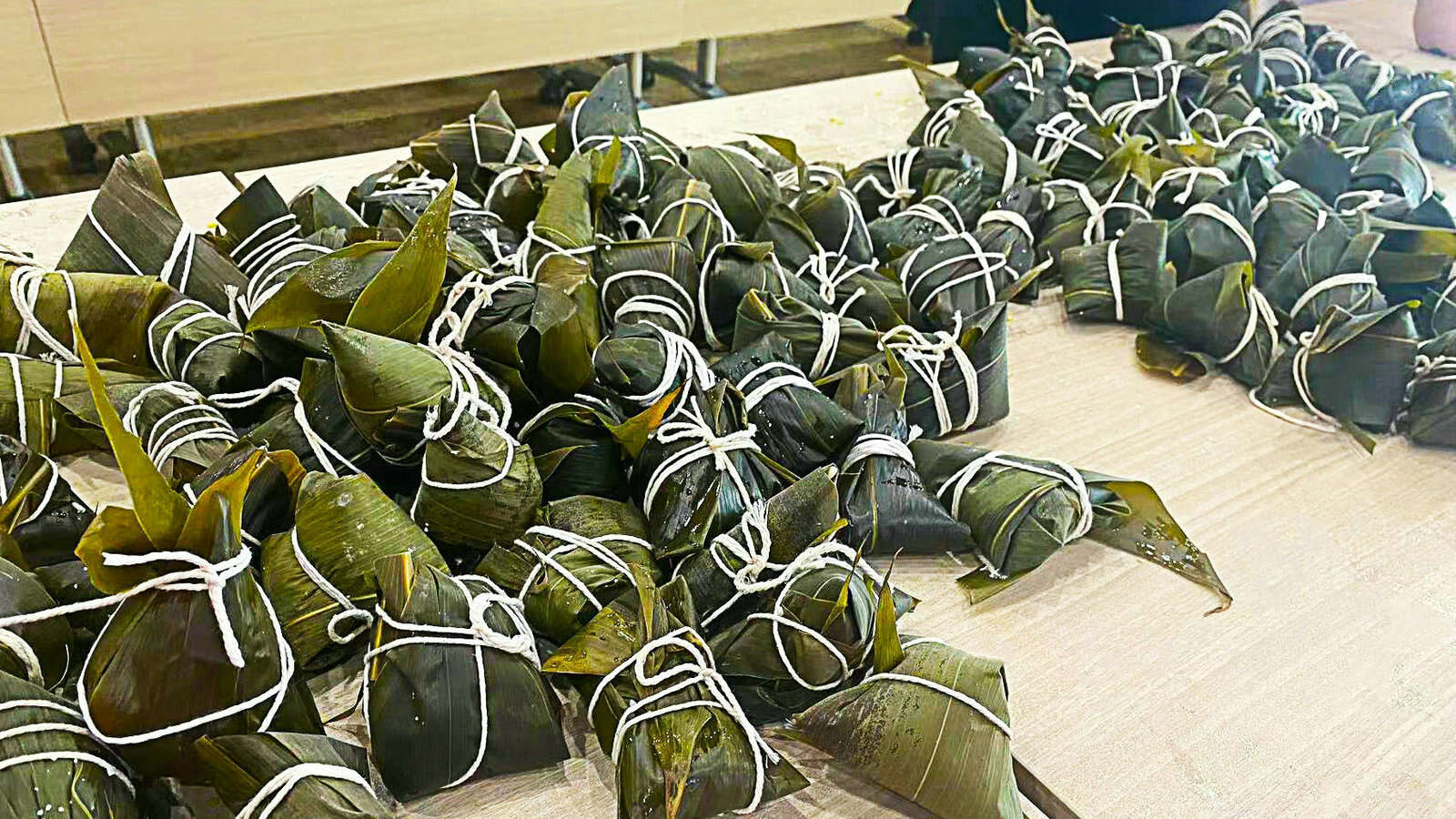 “你的粽子，我給包了”———安帕爾端午活動記實