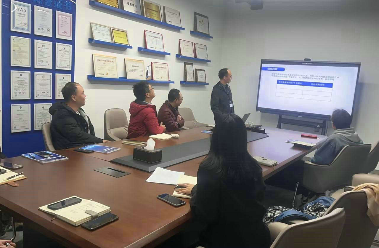 專(zhuān)項(xiàng)培訓(xùn)助力服務(wù)升級(jí)---深入洞察，賦能服務(wù)